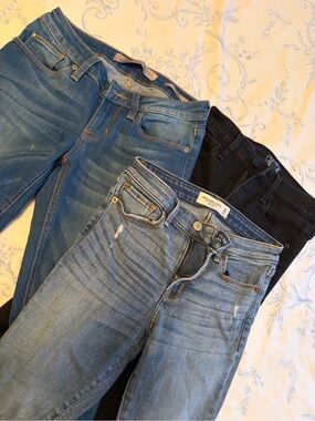 Set of 3 Abercrombie & Fitch Skinny Jeans in Light Blue, Mid Blue & Black